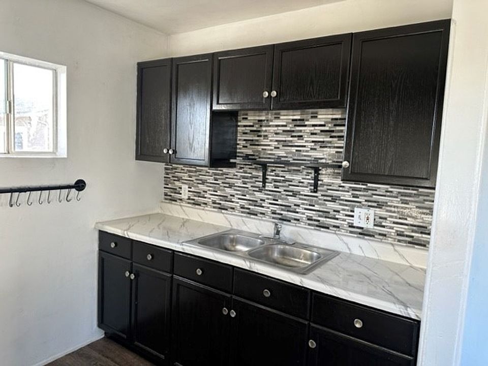 1st image of 3126 Nimitz Blvd #3141