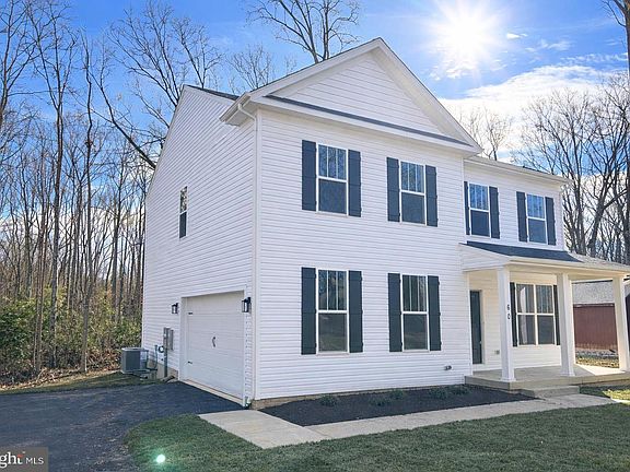 2nd image of 60 Hillcrest Dr