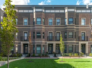 912 Veterans Way, Carmel, IN 46032