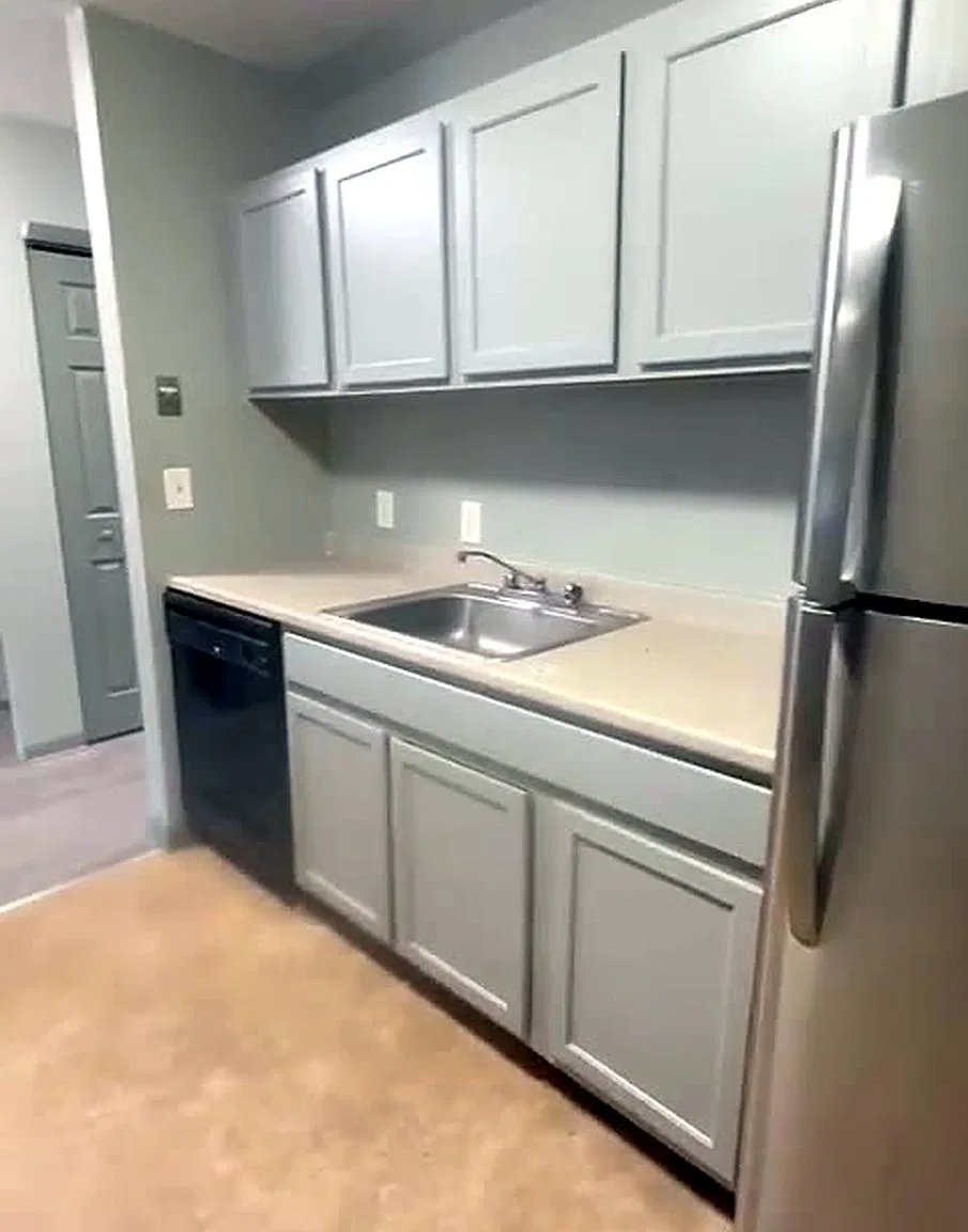 2 bed, 850 sqft, $1,650 — Photo 3