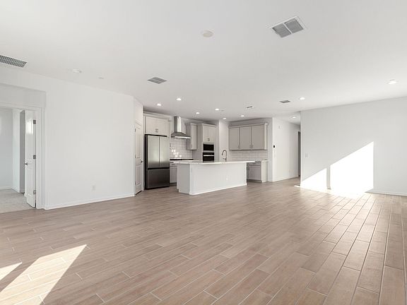 5th image of 28244 N 134th Ln