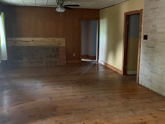 4th image of 116 Hill Dr