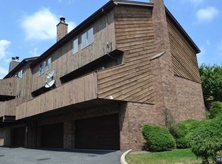 2421 5th St #1, Fort Lee, NJ 07024