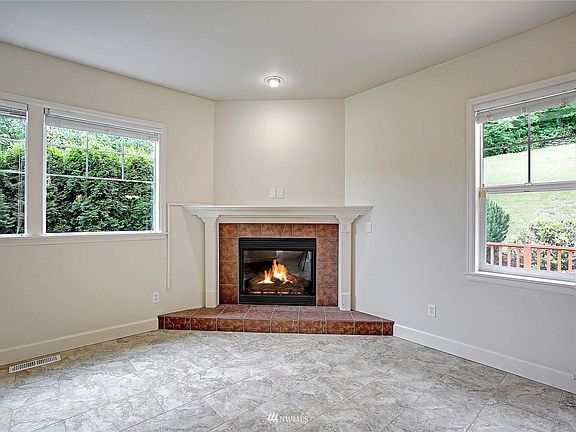 5th image of 4814 Beaver Pond Dr S