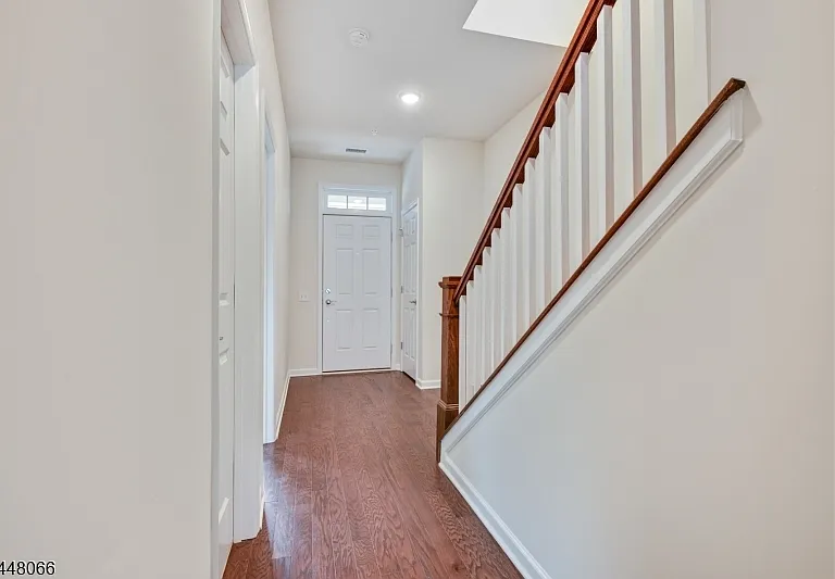 4 Braeburn Ct — Photo 1