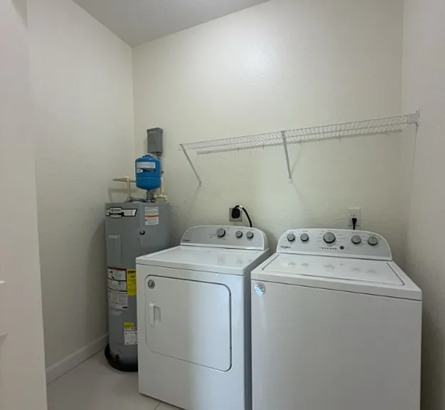 2 W Orange St #102 — Photo 35