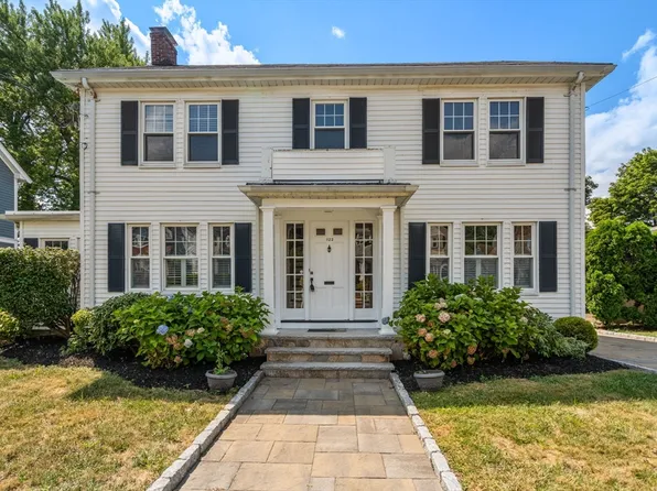 122 Lincoln Rd, Medford, MA 02155