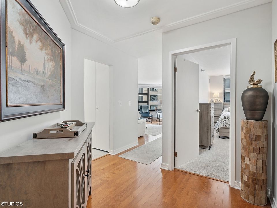 401 E Ontario St APT 710, Chicago, IL 60611 Zillow