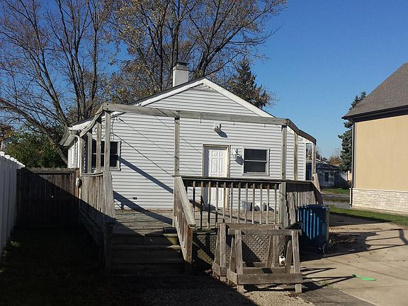 3rd image of 10533 S 81st Ct