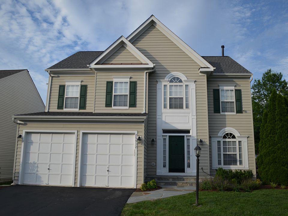 2nd image of 25912 Rickmansworth Ln