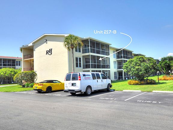 4th image of 719 S Beach St APT 217B