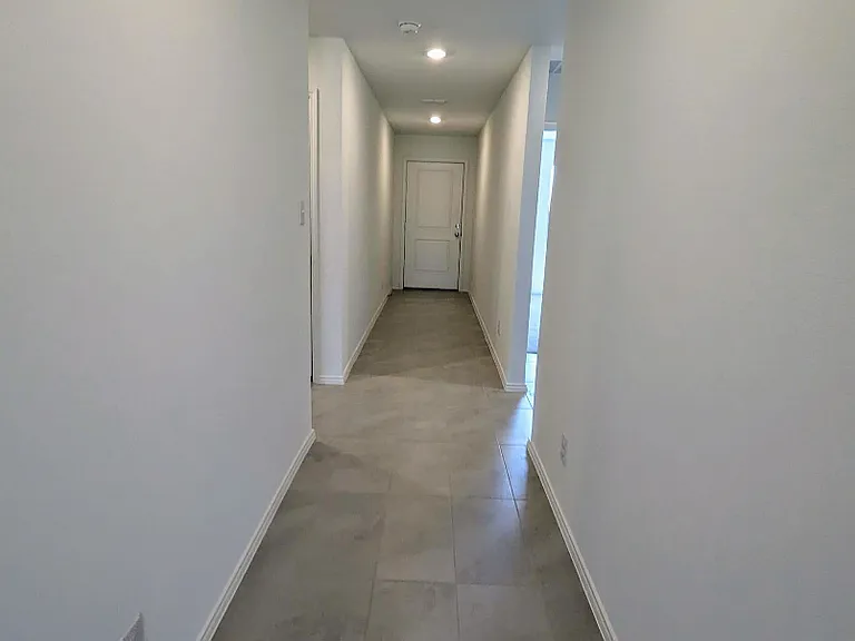 1720 High Perch Ln — Photo 4