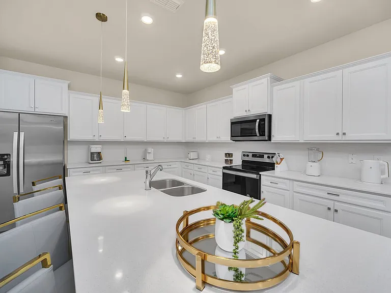 Saint Kitts Cir — Photo 15