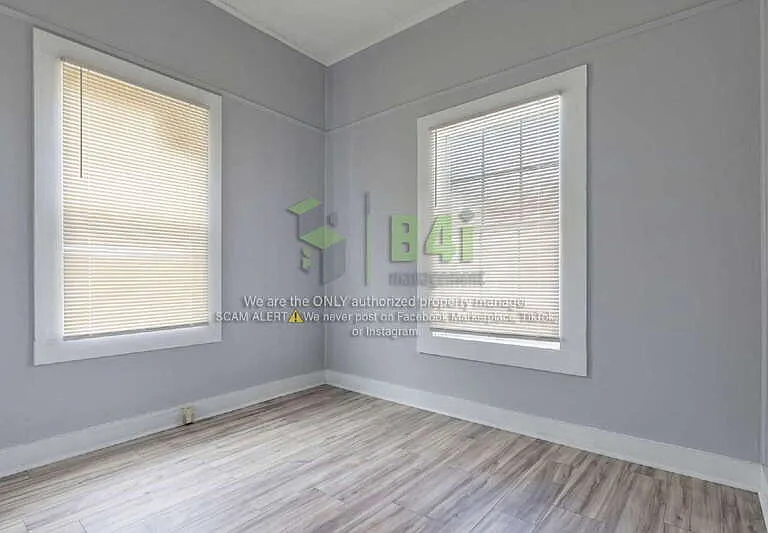 705 Barnesville St — Photo 10