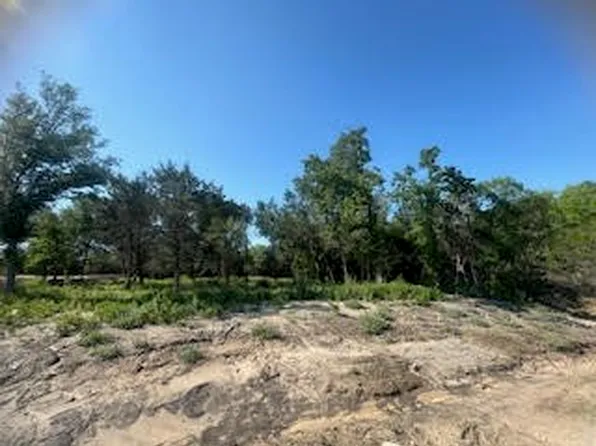 1018 Creek Crossing Rd, Nemo, TX 76070