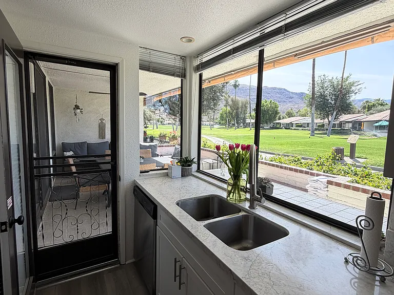 9 Marbella Dr #9 — Photo 13