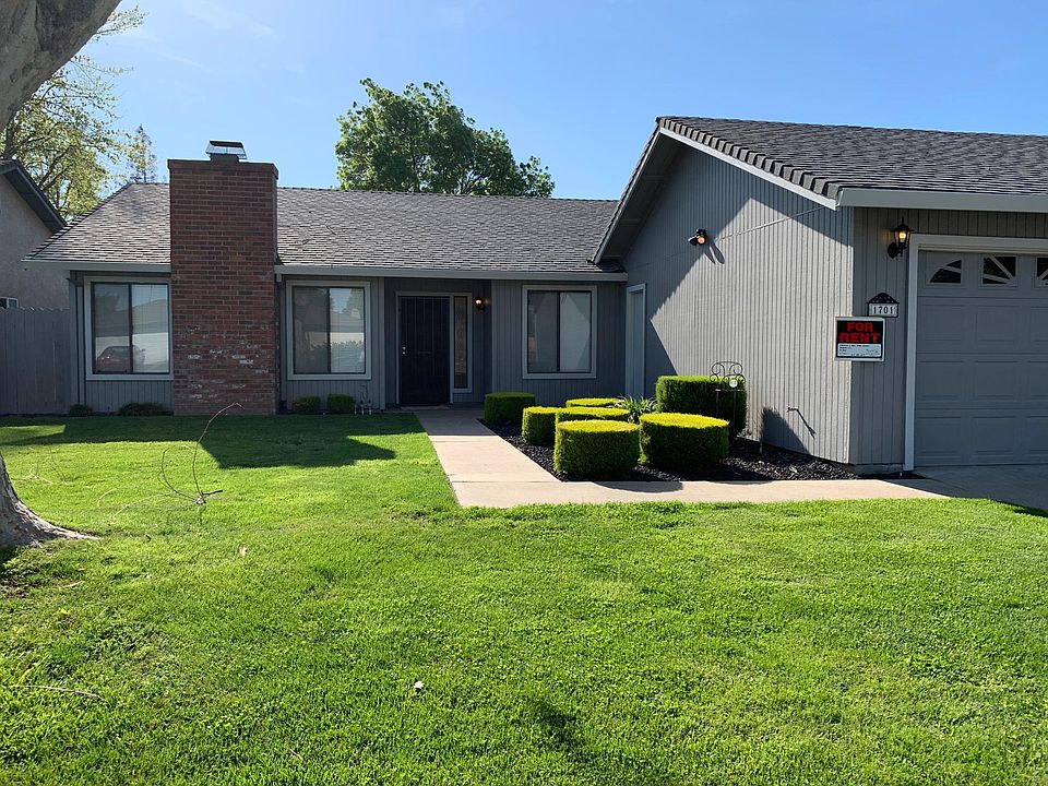 1st image of 1701 Burgundy Dr