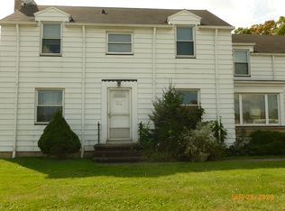 32700 Aurora Rd, Solon, OH 44139