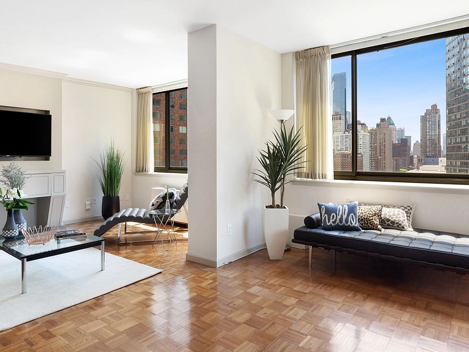 1st image of 2000 Broadway #16EF