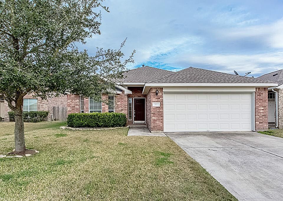 1st image of 102 Golden Sunset Ct