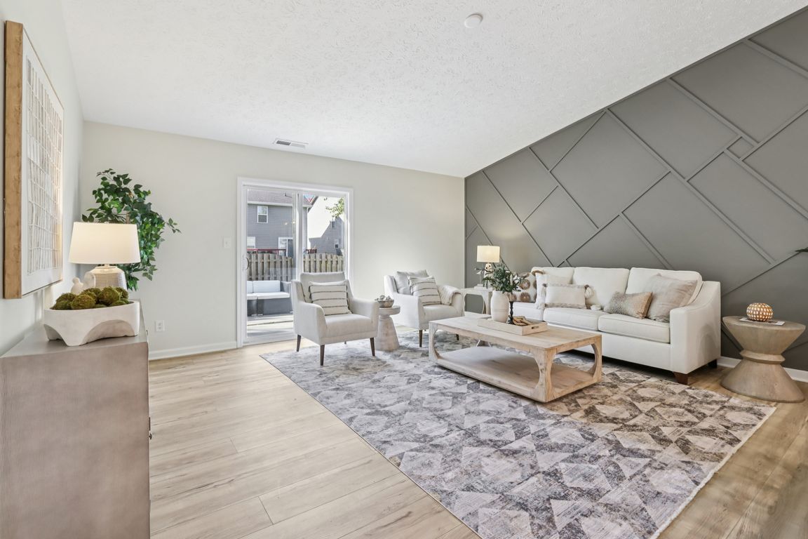 next background image