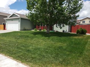 2220 Tipton St, Bar Nunn, WY 82601