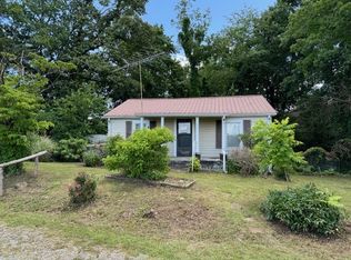 378 Creek Rd, Smithville, TN 37166