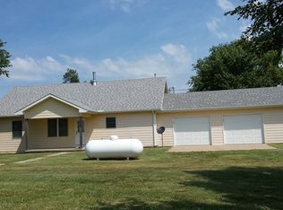 15910 221st Rd, Burden, KS 67019