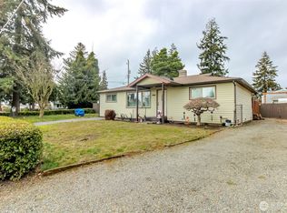 1332 SW 113th St, Seattle, WA 98146