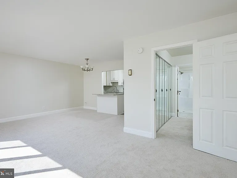 3100 S Manchester St #635 — Photo 11