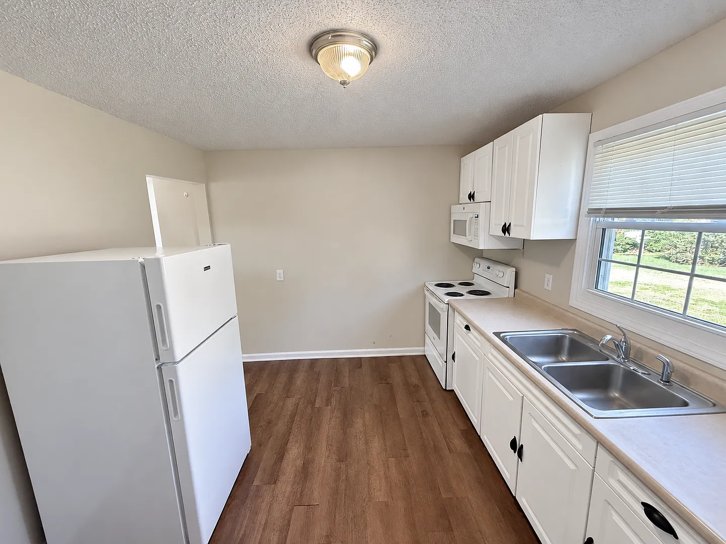 Two bedroom, 1 bath house in Graham — Photo 4