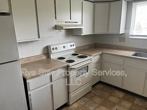 2119 Saratoga Dr #3 Photo 1