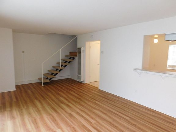 5th image of 275 Cabrillo St #B