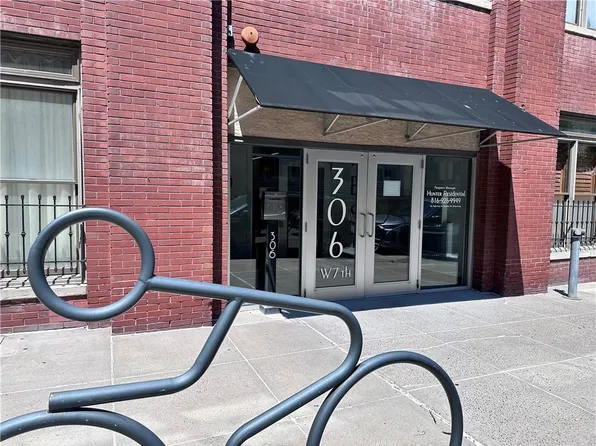 306 W 7th St APT 101, Kansas City, MO 64105