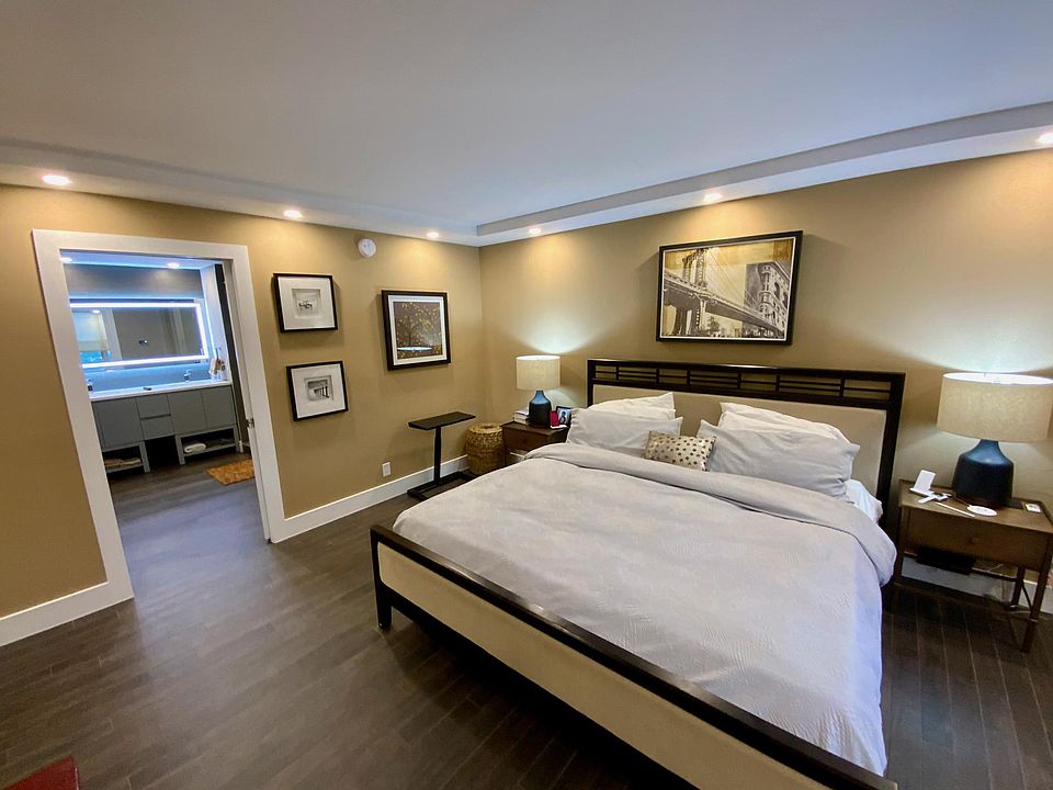 Master Bedroom (Remodeled)