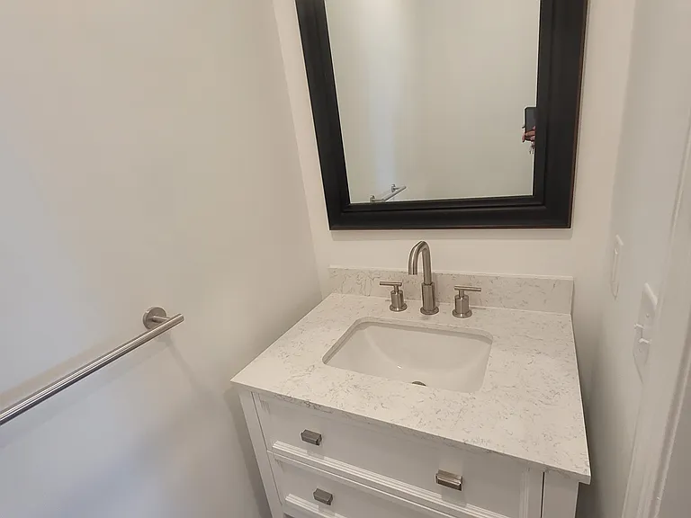 37 Main St #7 — Photo 16