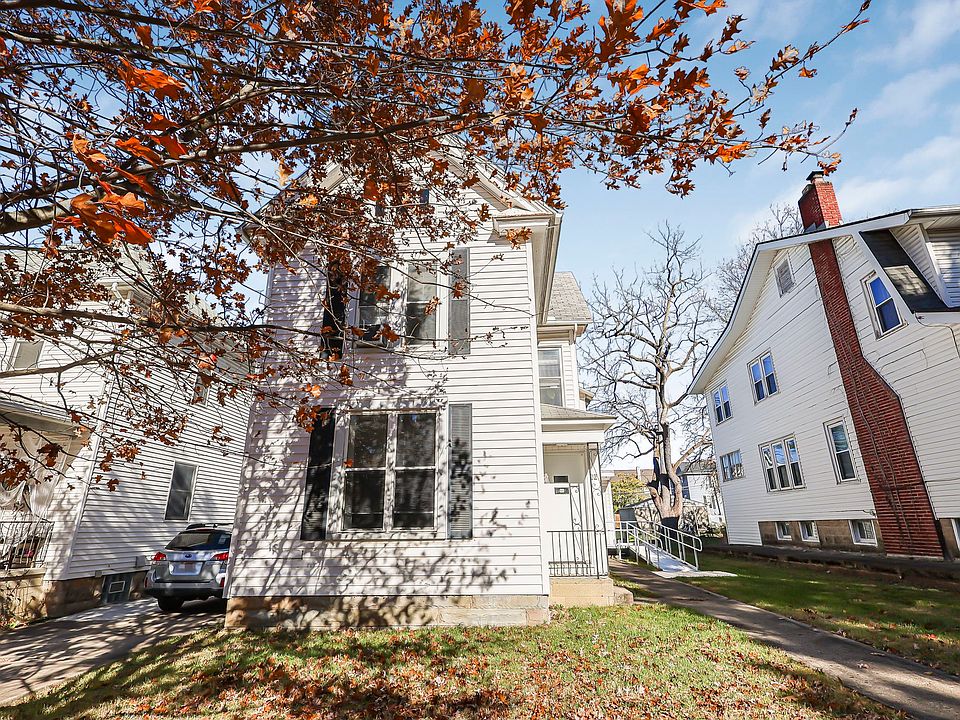 1st image of 46 W Como Ave