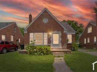 19312 Charest St, Detroit, MI 48234