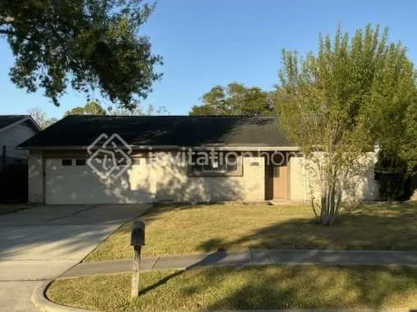 16611 Blackhawk Blvd, Friendswood, TX 77546