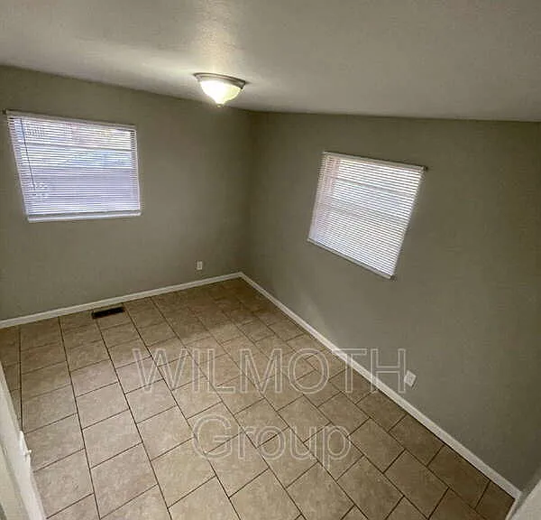 622 Brewer Pl — Photo 8