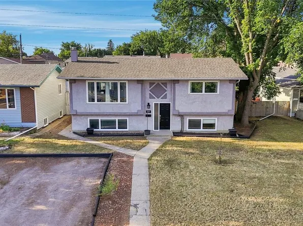 1109 Lillooet STREET W, Moose Jaw, SK S6H 5A2