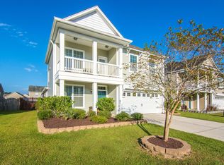 512 Crossland Dr, Moncks Corner, SC 29461