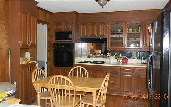 5th image of 2611 Edge O Lake Dr