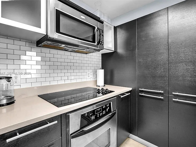 1900 N Bayshore Dr #3610 — Photo 10