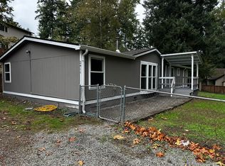 2411 166th Avenue Ct E, Lake Tapps, WA 98391