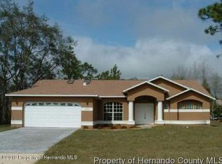 12101 Peregrine Falcon Ave, Weeki Wachee, FL 34614