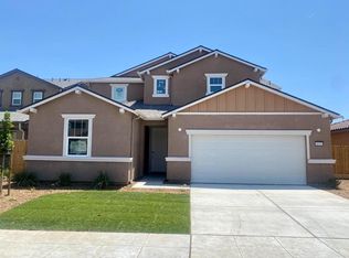 6695 E Adena Ave, Fresno, CA 93727