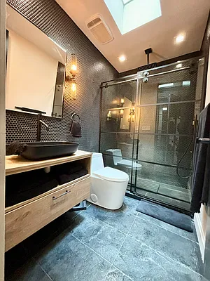 Rented by Barran Adam Aydin, LREB | media 44