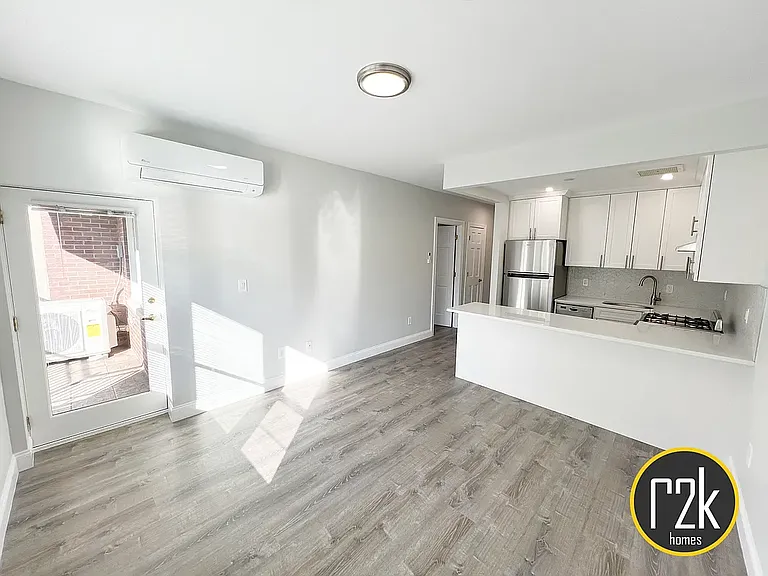 23-11 31st Ave #6D — Photo 10