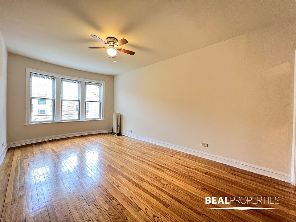 1st image of 4225 N Paulina St #E3